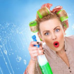 Как помыть зеркало без разводов